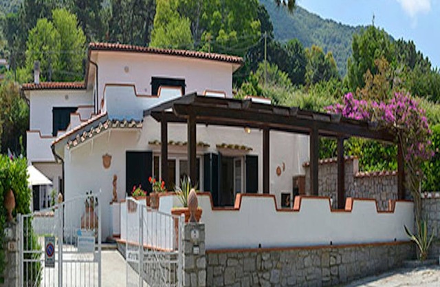 With Covered Terrace and Sea View - Apartment Denise 3