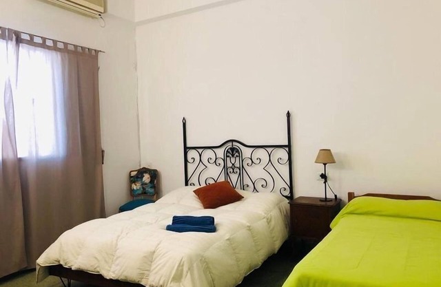 Con Garage - Casa Acogedora en el Centro de la Ciudad