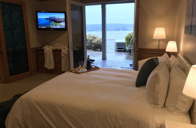 Amplio apartamento privado frente al mar. 20 min Seattle. Hermosa vista durante todo el año!