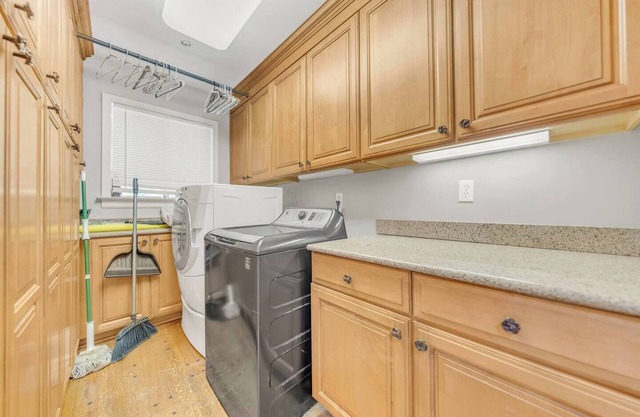 Wonderful 4-bedroom house with AC, Game room, Backyard and Grill at Memphis