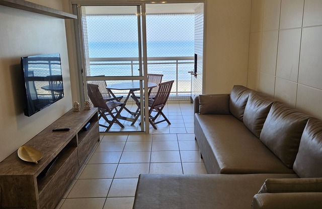 Maravilloso apartamento totalmente frente al mar !!! Con barbacoa + Wifi