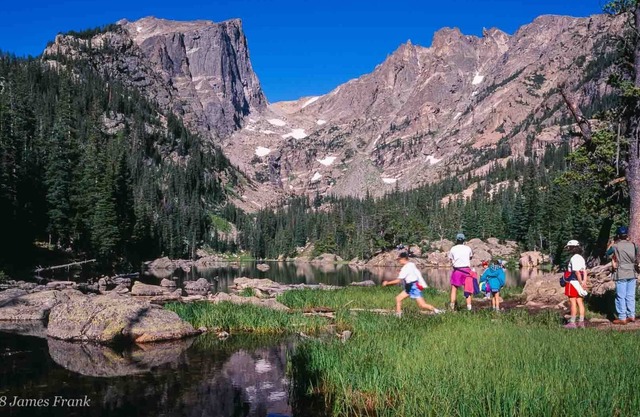 NUEVO - ¡SU RETIRO DE ESCAPADA DE VACACIONES! Entra en RMNP y Just Steps to the River