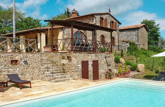 Casa de vacaciones privada con piscina privada, WIFI, TV, terraza, vista panorámica, aparcamiento