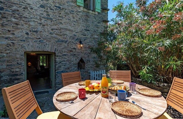 Estupenda casa de vacaciones privada para 8 personas con A/C, WIFI, patio y vista panorámica