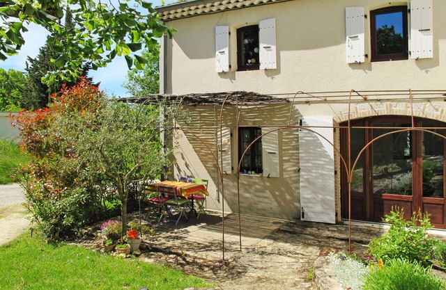 Maravillosa casa de vacaciones privada para 2 personas con WIFI, TV, terraza y mascotas permitida