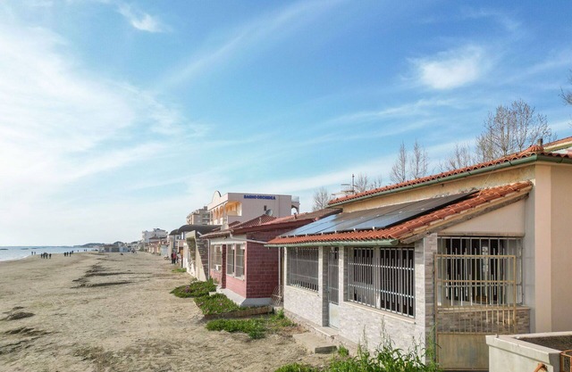 Preciosa casa de vacaciones privada para 6 personas con A/C, WIFI, balcón y mascotas permitida