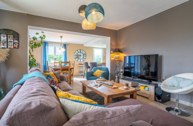 Preciosa casa de vacaciones privada para 6 personas con WIFI, TV, patio y mascotas permitida