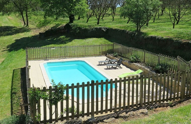 Casa de vacaciones privada con piscina privada, WIFI, TV, terraza, vista panorámica, aparcamiento