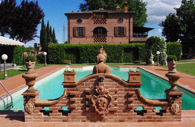 Wonderful villa with private pool near Arezzo