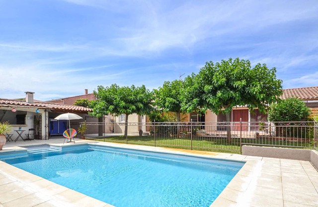 Alojamiento de 4 habitaciones en Fourques