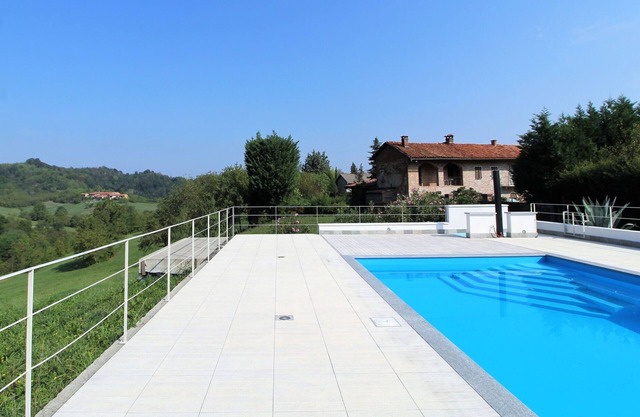 Preciosa casa de vacaciones con WIFI, piscina privada, TV, veranda y vista panorámica