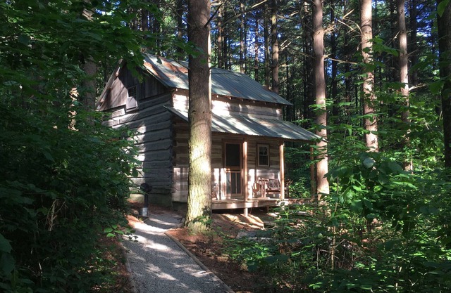 Cabaña de madera-Baño privado-Romántico-Vista al bosque-Green Log Cabin