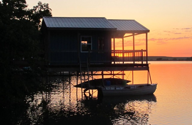 Woodward Cabin # 2 con casa barco