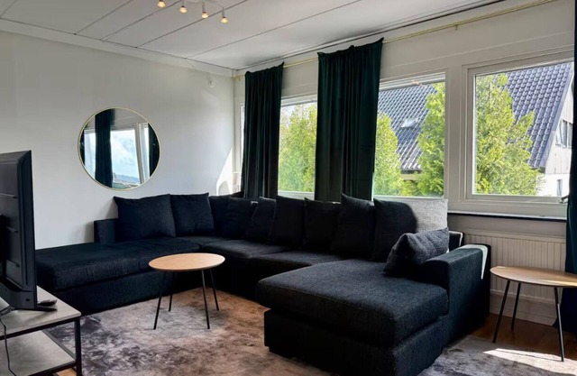 Workershome - 2bath - 9 Beds - Parking lot - All-inclusive