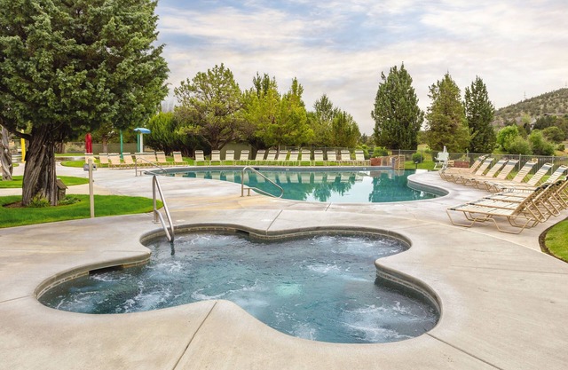 WorldMark Eagle Crest