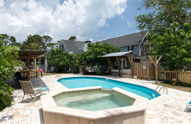 ¡GUAUU! Piscina + horno de pizza cerca de las playas, el centro y UNCW