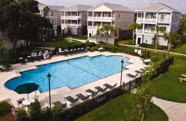 Condominio de lujo de 2 dormitorios en Wyndham Ocean Ridge con cocina completa