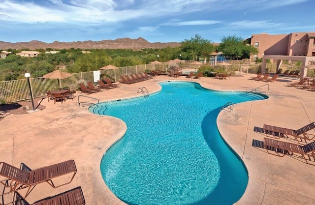 Wyndham Rancho Vistoso | Queen Studio w/ Balcony