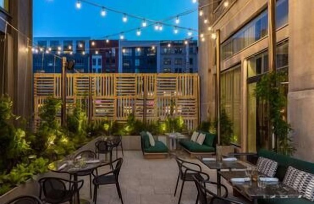 Your Philly Adventure Starts Here! Onsite Parking, Pets Allowed!