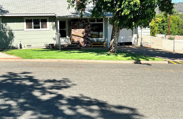Yreka casa cerca del monte. Shasta