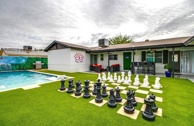Casa zen con piscina climatizada + mesa de billar + arcade + PlayStation