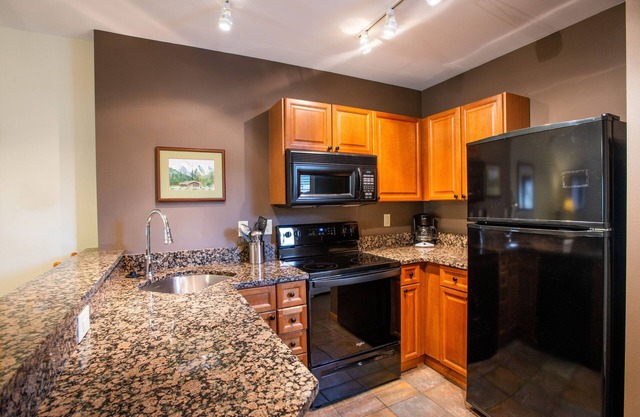 Zephyr Mountain Lodge, Condo | 2 bedroom Continental Divide Views (Select Rated Condo 2608)