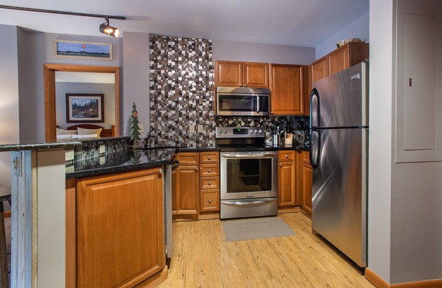 Zephyr Mountain Lodge, Condo | 2 Bedroom (Select-Rated Condo 2203)