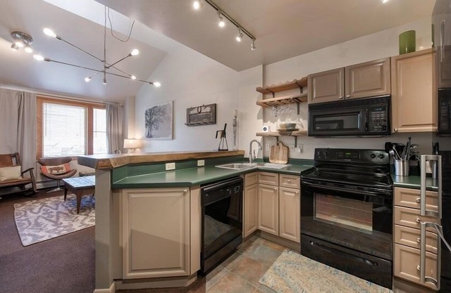 Zephyr Mountain Lodge, Condo | Ski Storage (Select-Rated Condo 2700)