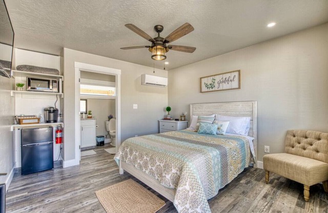 Zion's Shadow Suites #1