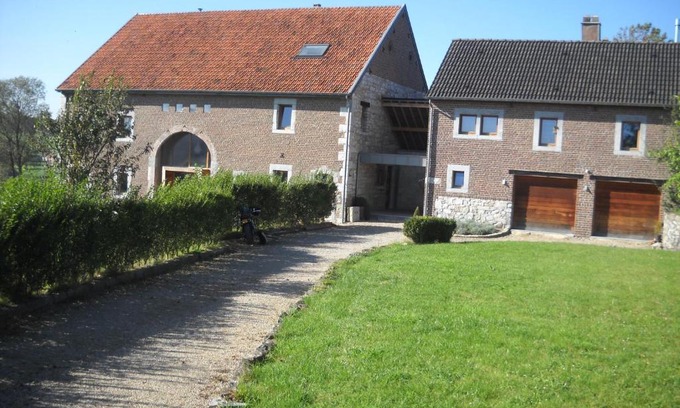 Limbourg Casa | À la Belle Vue