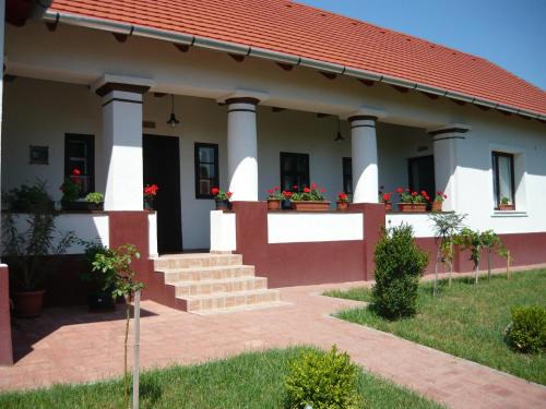Almosd Apartamento | Álmosdi Tópart Vendégház