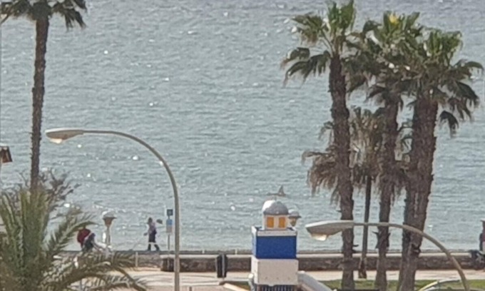 Torre del Mar Condominio | Ático cerca de la playa con vistas al mar