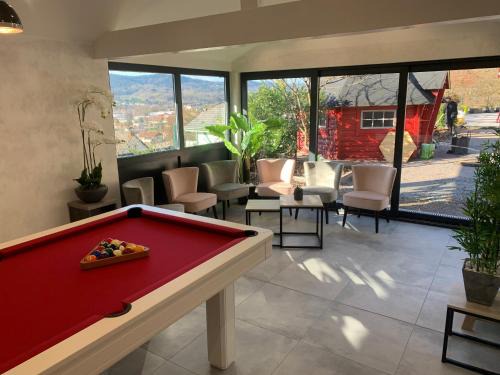 Fresse-sur-Moselle Casa | Évasion Vosgienne: Chalet de Luxe, Spa, Sauna, Proche Randos et Stations de Ski - FR-1-589-313