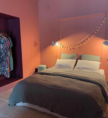 Roquecor Cama Y Desayuno | Òli - chambre d'hôtes coeur de village à Roquecor, 2 personnes