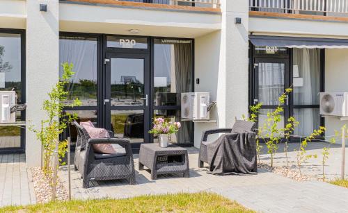 Sventoji Apartamento | Žalia kopa su baseinu, Šventoji