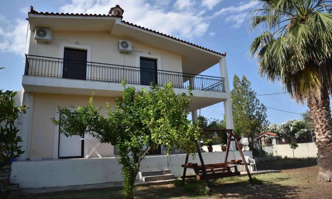 Eretria Apartamento | Άνετο διαμέρισμα για 4 με θέα