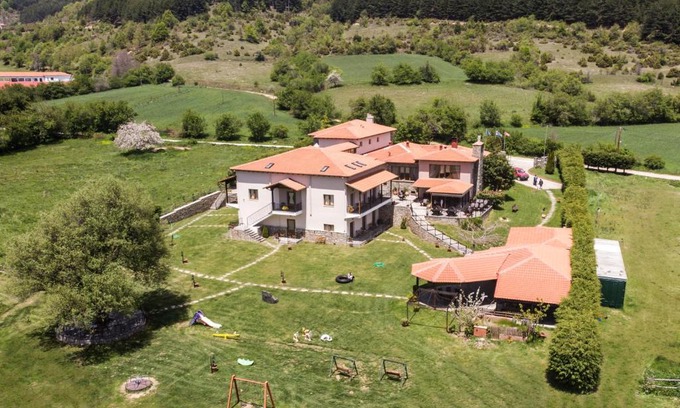 Vlasti Hotel | Κτήμα Γιαννιώτη Giannioti Estate