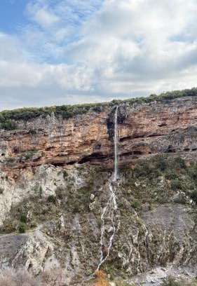 Tithorea Apartamento | Το ΦΑΡΑΓΓΙ Του ΠΑΡΝΑΣΣΟΥ