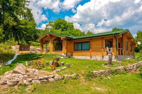 Smolyan Casa | Вила Брезите