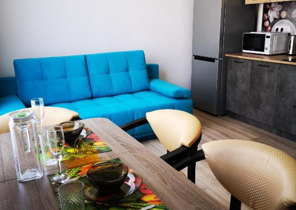 Vesyoloe Apartamento | Двухкомнатные апартаменты с кухней Имеретинская бухта