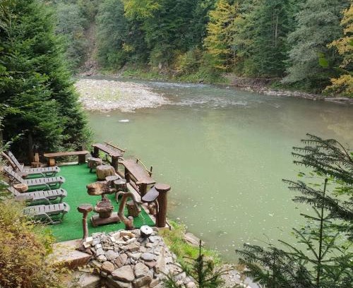 Mykulychyn Casa | Зарінок карпат