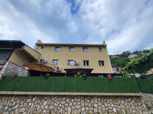 Svoge Casa | Къща за гости Бовъ