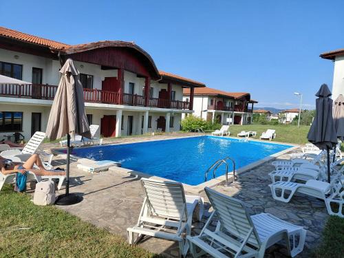 Kostenets Casa | Къща за гости В 12 и 5