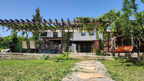 Gabrovo Casa | Къща за гости Роден Балкан