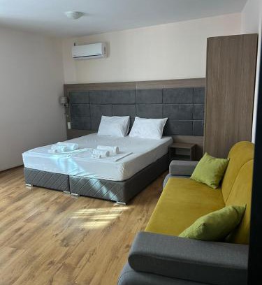 Pomorie Apartamento | Судио Диксан