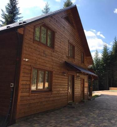 Myhove Casa | Ялинка