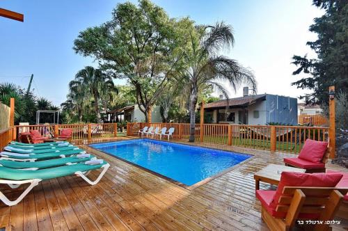 Had Nes Cabina | אחוזת הוואי