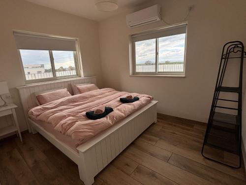 Katzrin Casa | מעבר לקשת