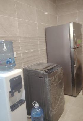 Al Alamayn Apartamento | شاليه بالحى الاتينى غرفتين مفروش جديد بعدد 2 تكييف متنقل