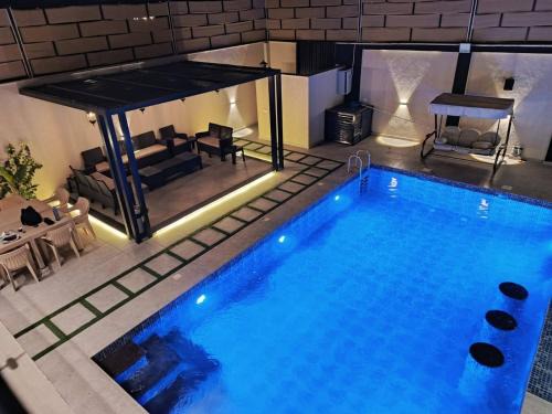 Al Rama Chalet De Esquí | شاليه فيلا تاج
